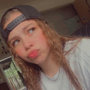 Meet your Posher, Sabrina